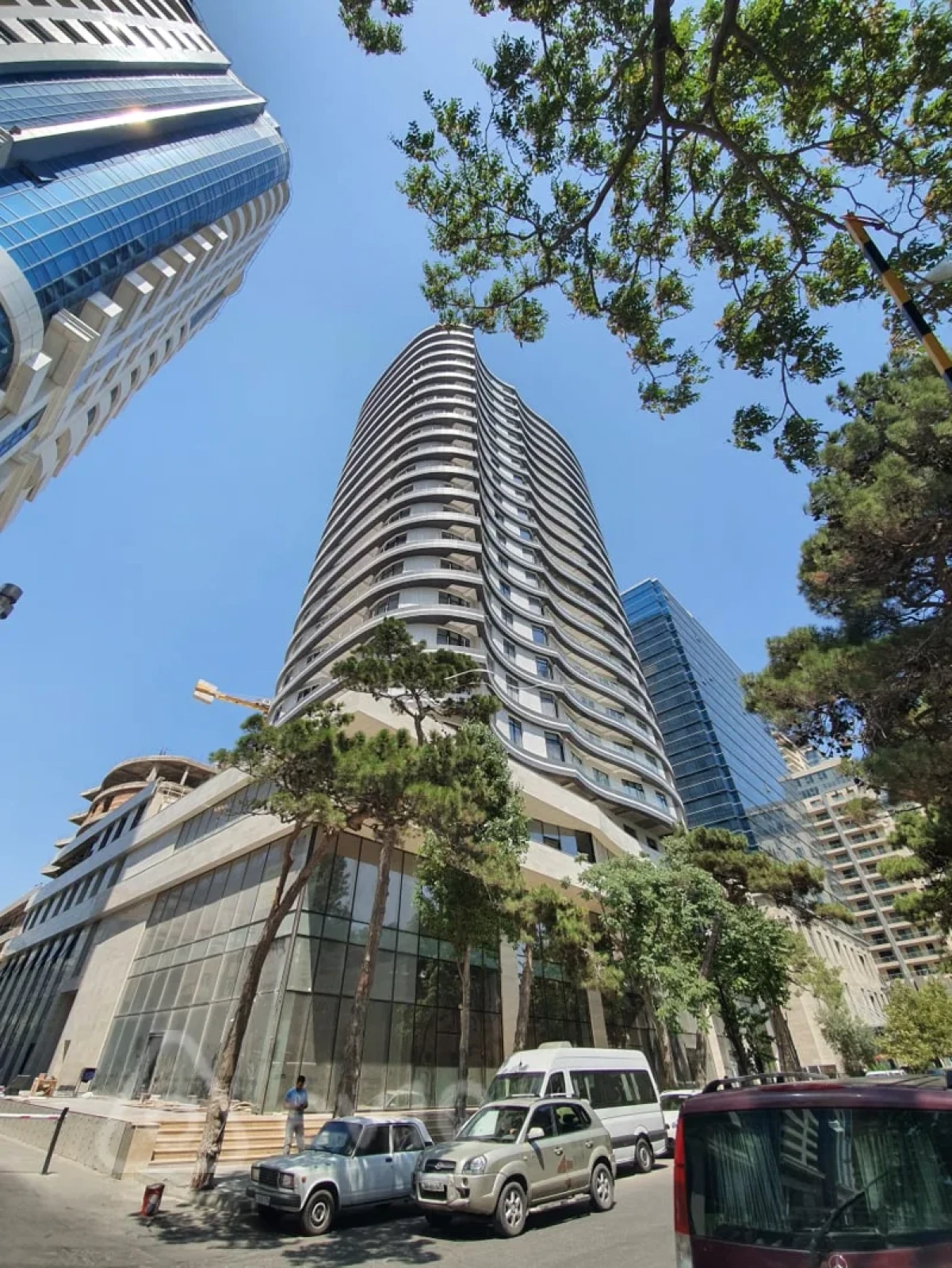 Kirayə verilir 3 otaqlı yeni tikili 75 m²