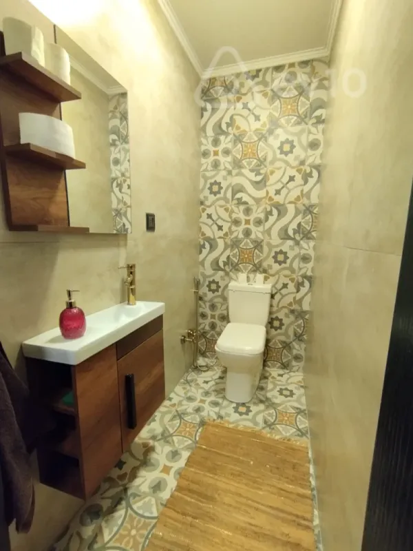 Kirayə verilir 3 otaqlı yeni tikili 75 m²