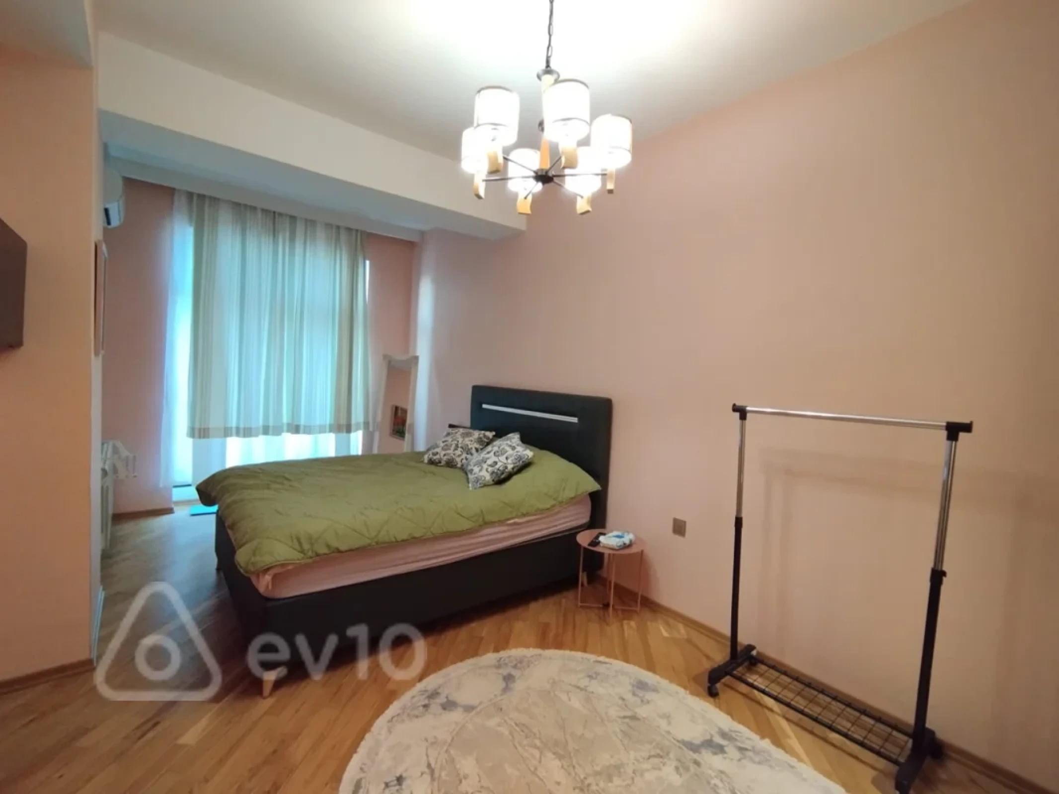 Kirayə verilir 3 otaqlı yeni tikili 75 m²