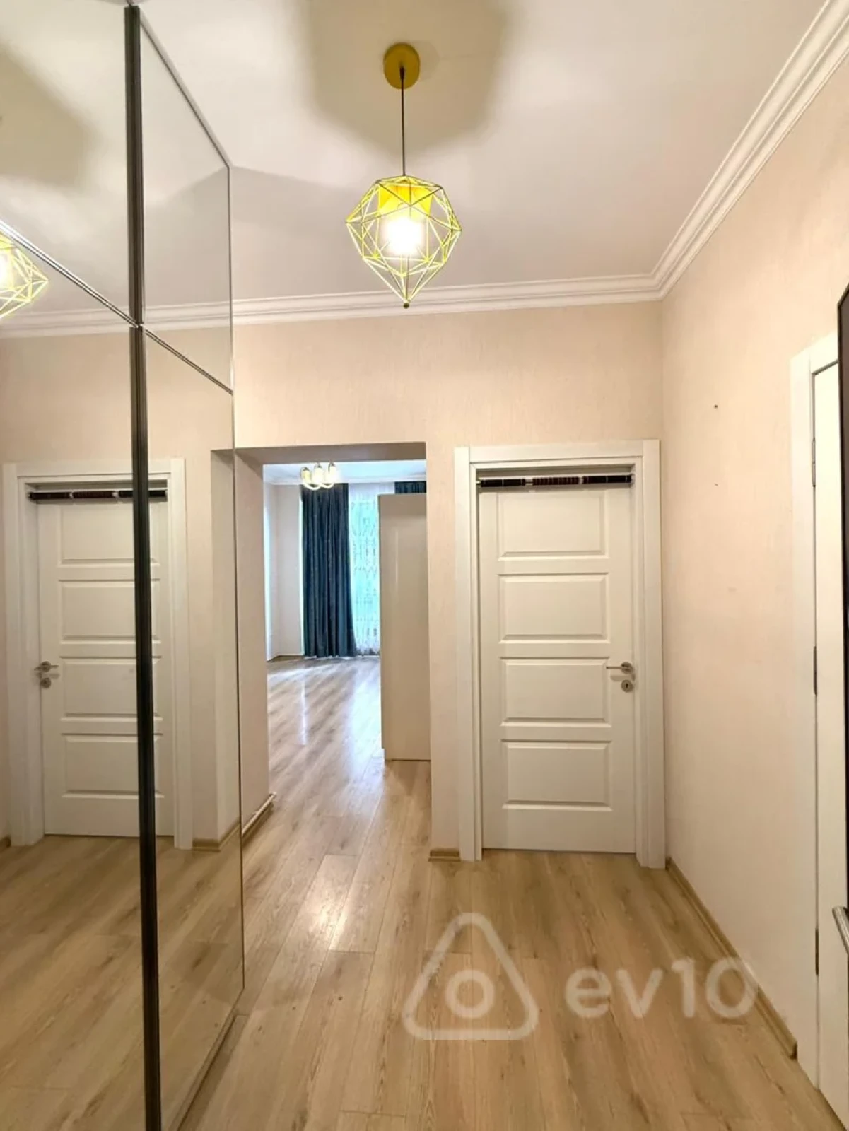Satılır 2 otaqlı yeni tikili 47 m²