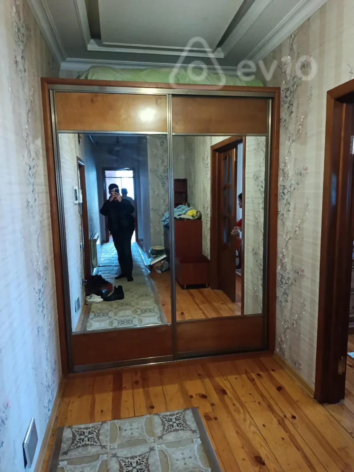 Kirayə verilir 3 otaqlı yeni tikili 142 m²