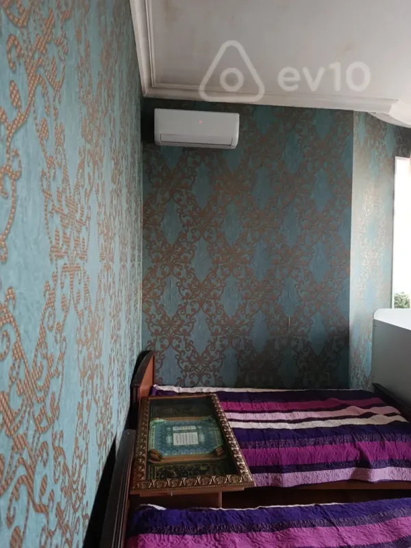 Kirayə verilir 3 otaqlı yeni tikili 142 m²