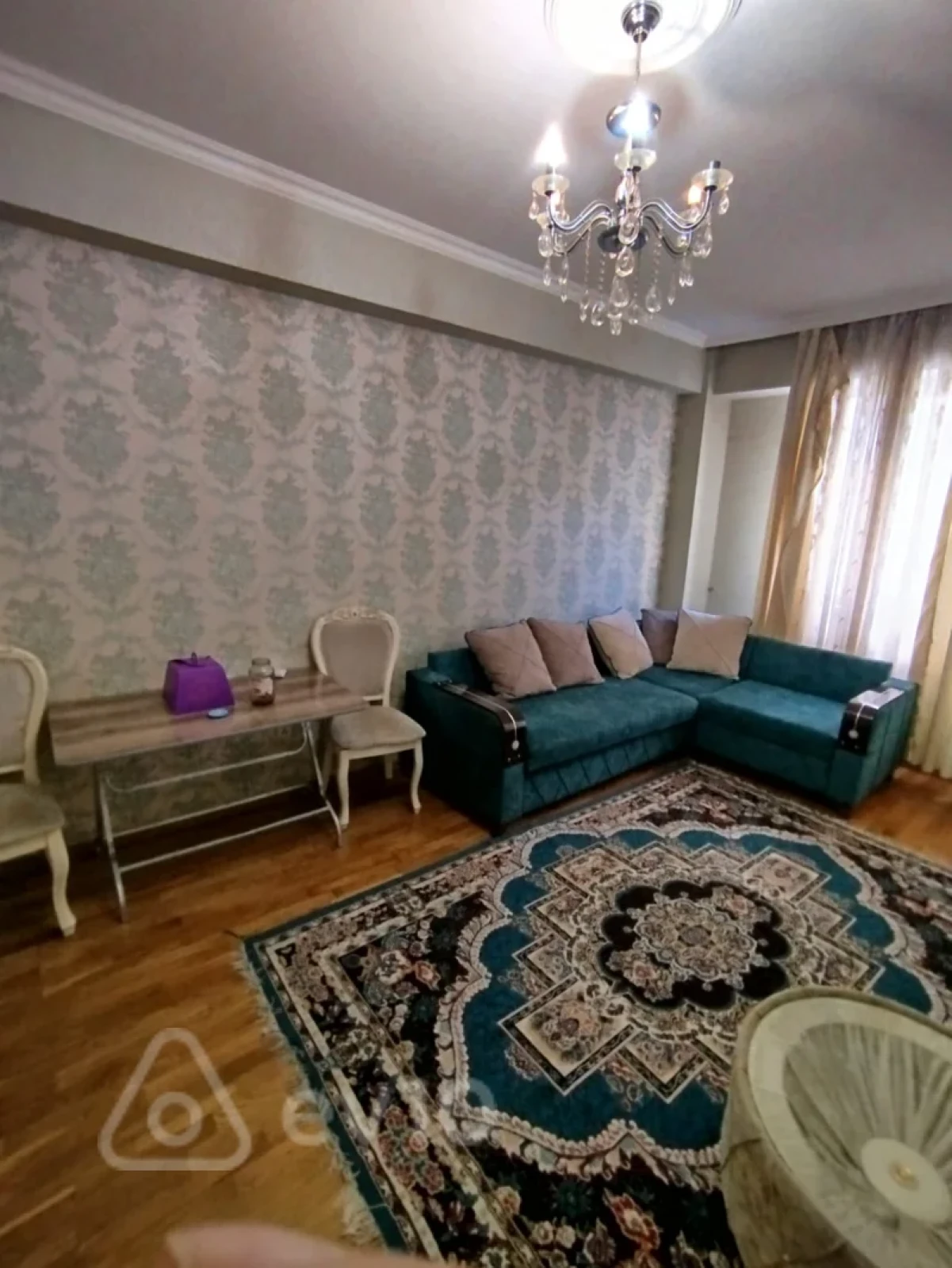 Kirayə verilir 2 otaqlı yeni tikili 58 m²