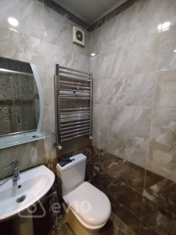 Kirayə verilir 2 otaqlı yeni tikili 58 m²