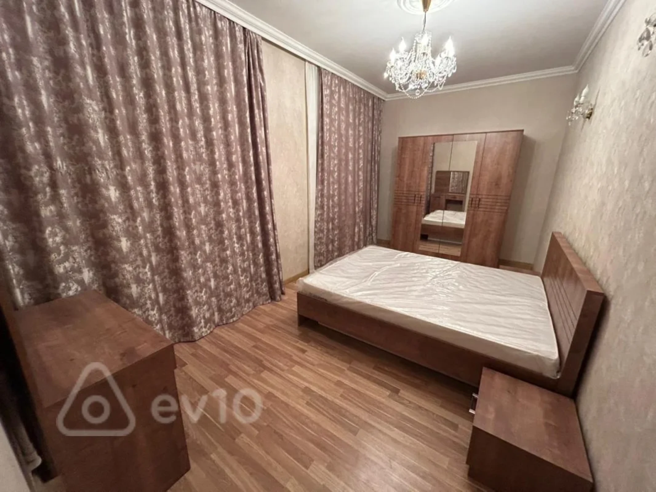Kirayə verilir 5 otaqlı həyət evi 200 m²