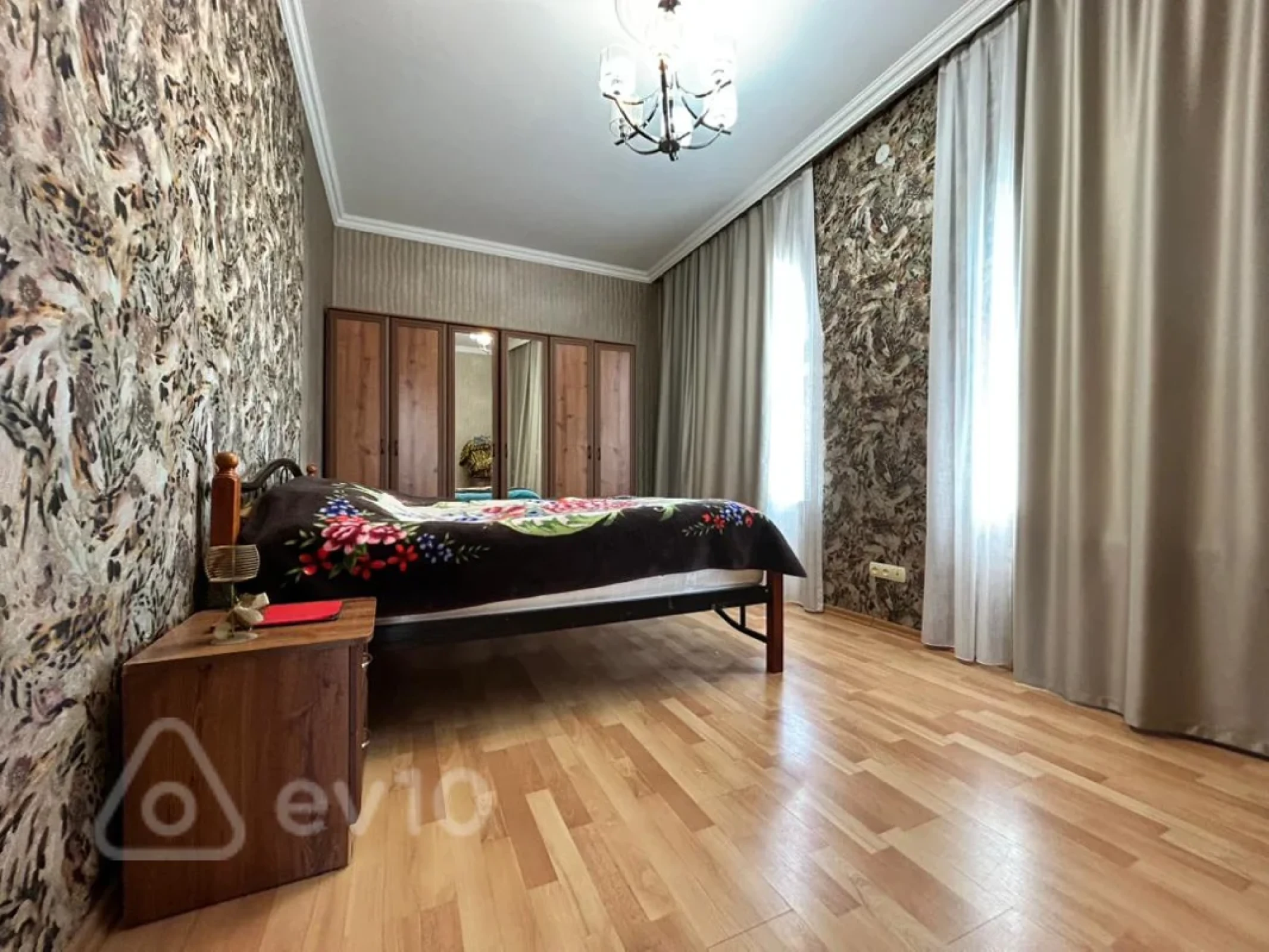 Kirayə verilir 5 otaqlı həyət evi 200 m²