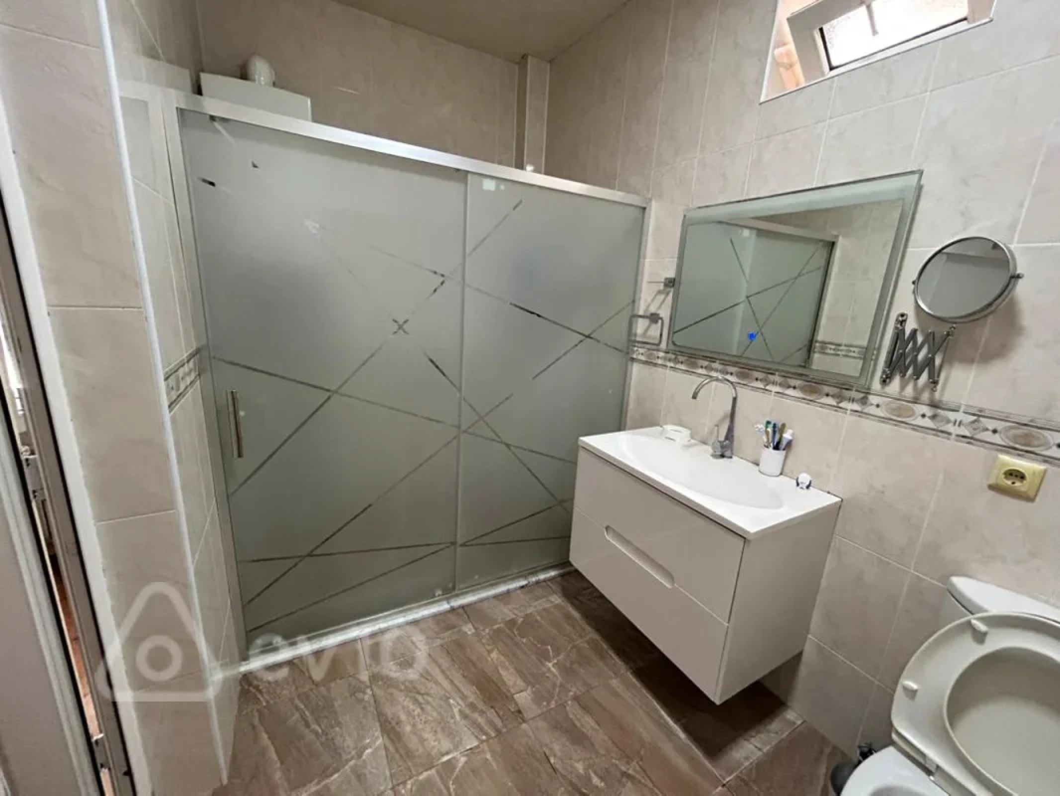 Kirayə verilir 5 otaqlı həyət evi 200 m²