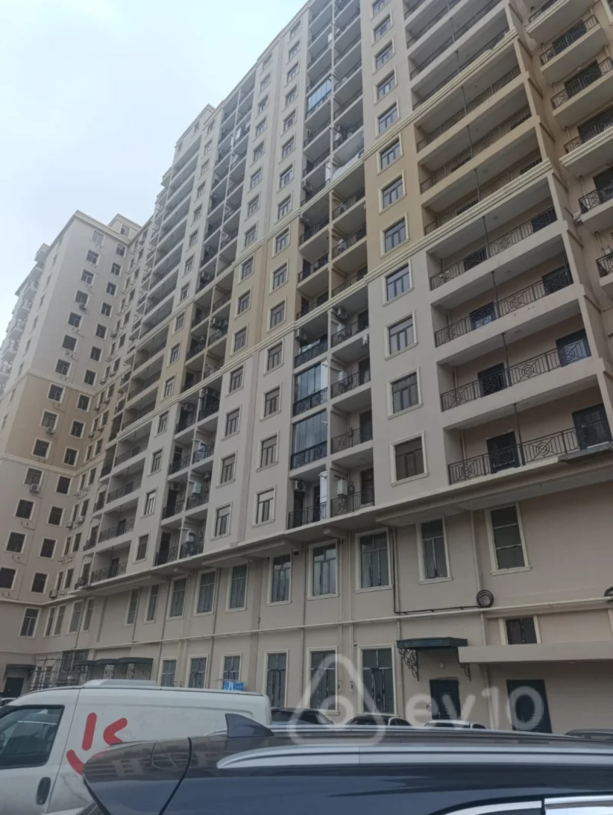 Satılır 3 otaqlı yeni tikili 91 m²