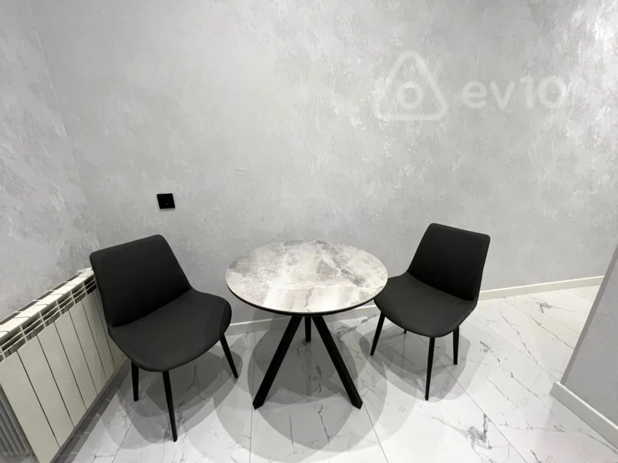 Kirayə verilir 3 otaqlı köhnə tikili 90 m²
