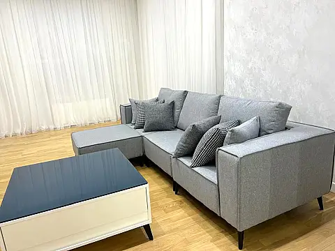 Kirayə verilir 3 otaqlı köhnə tikili 90 m²