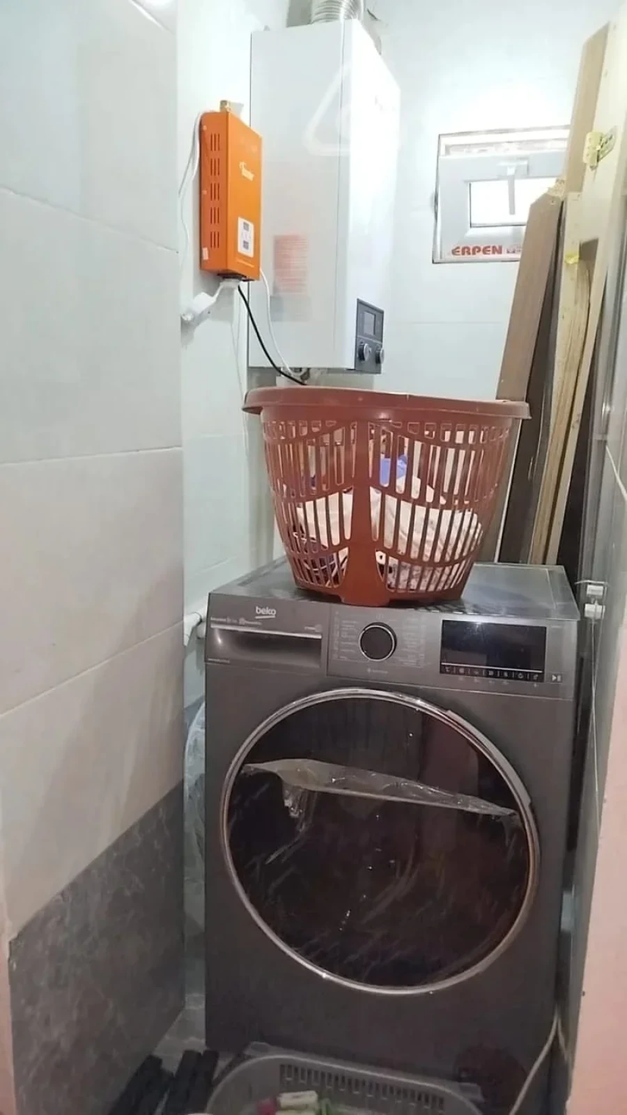 Kirayə verilir 2 otaqlı köhnə tikili 60 m²