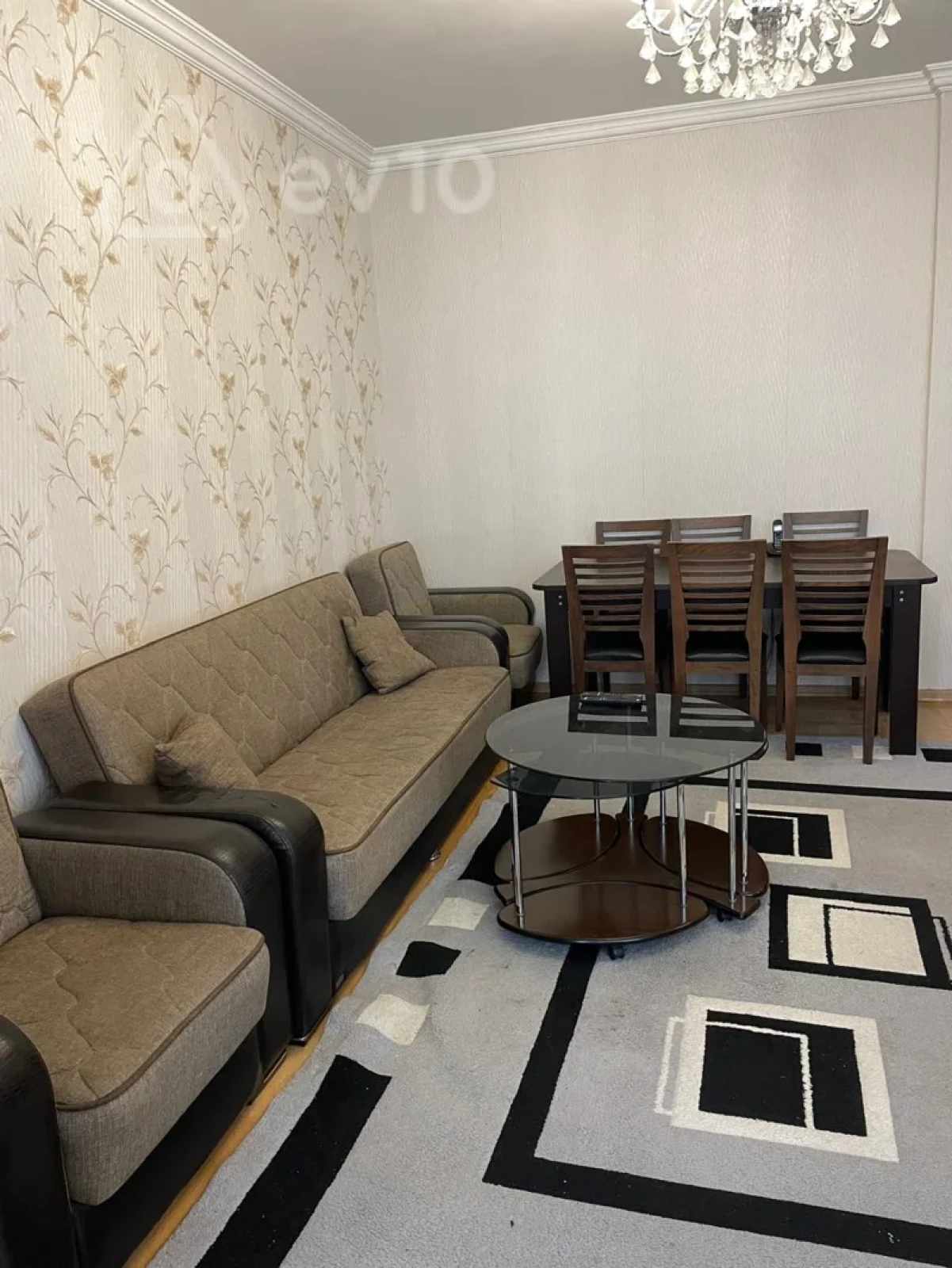 Kirayə verilir 2 otaqlı yeni tikili 75 m²