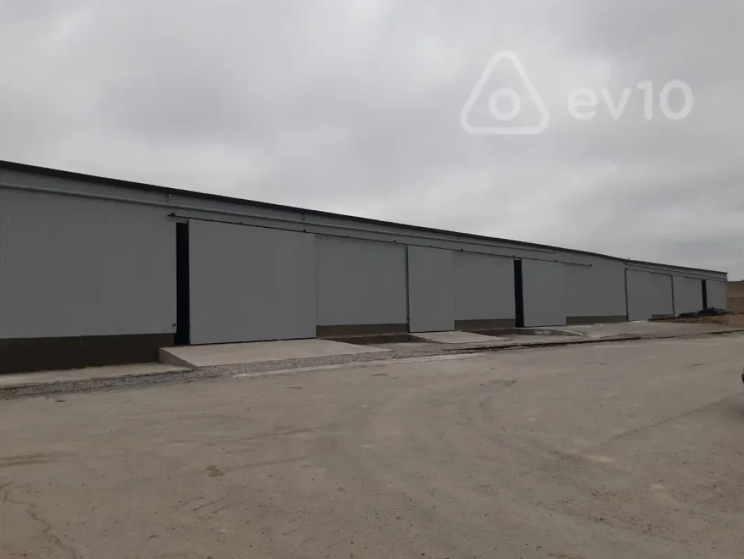 Kirayə verilir mənzil 800 m²