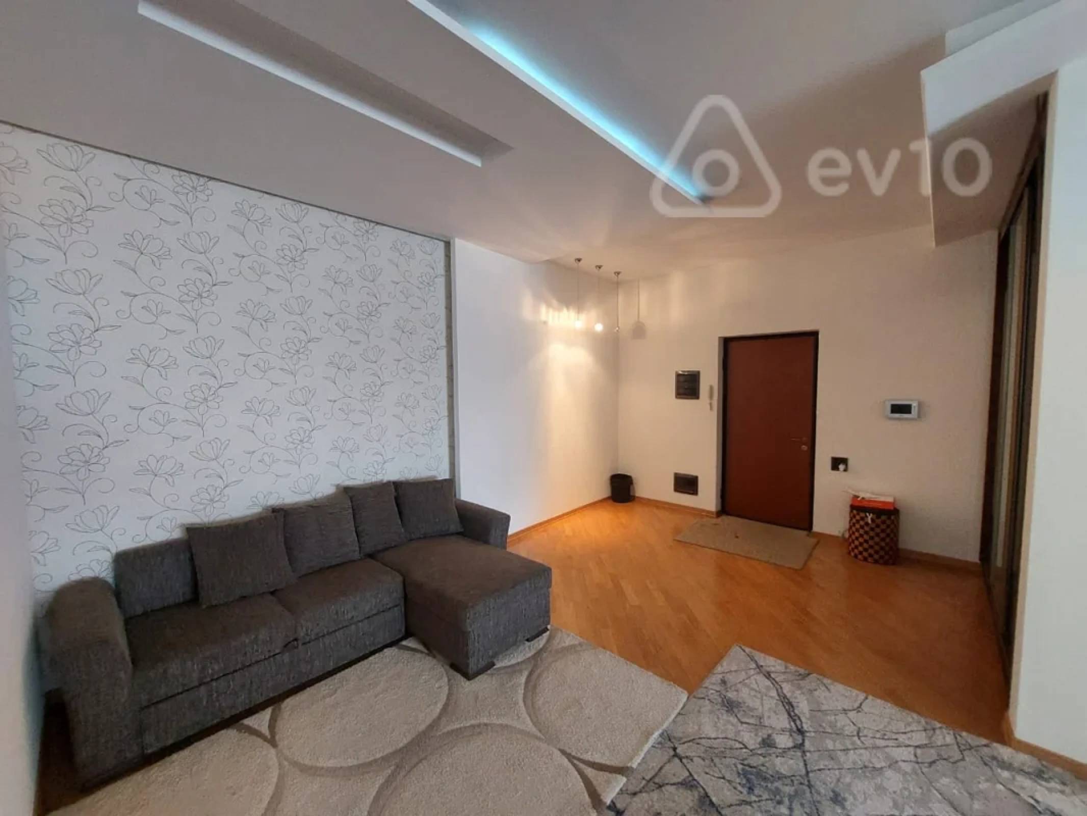 Kirayə verilir 3 otaqlı yeni tikili 120 m²