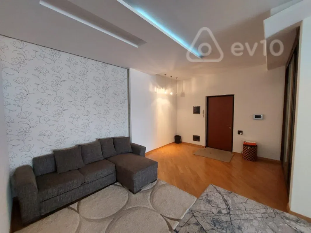 Kirayə verilir 3 otaqlı yeni tikili 120 m²