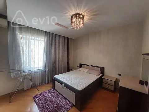 Kirayə verilir 3 otaqlı yeni tikili 120 m²