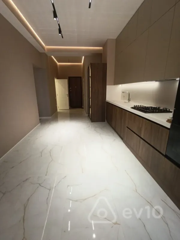 Satılır 2 otaqlı yeni tikili 87 m²
