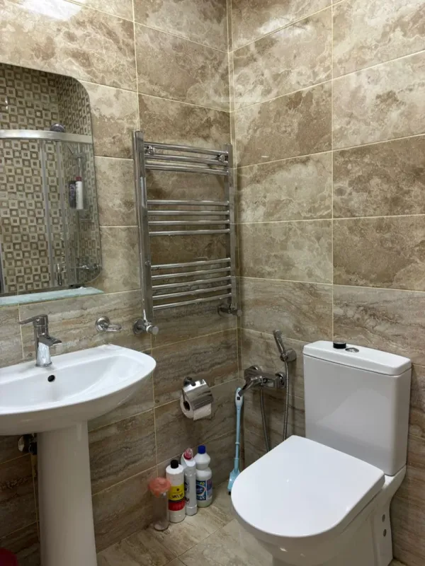 Kirayə verilir 2 otaqlı yeni tikili 55 m²