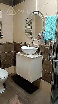Kirayə verilir 2 otaqlı köhnə tikili 30 m²