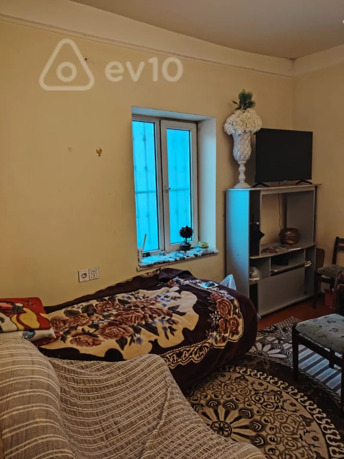 Kirayə verilir 2 otaqlı köhnə tikili 30 m²