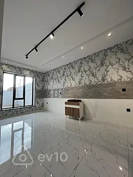 Satılır 5 otaqlı həyət evi 150 m²