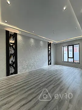 Satılır 5 otaqlı həyət evi 150 m²