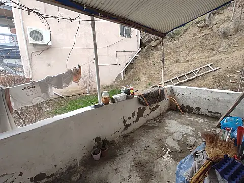 Satılır 3 otaqlı həyət evi 65 m²