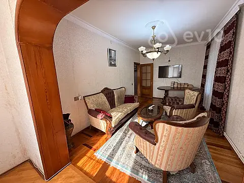 Kirayə verilir 3 otaqlı köhnə tikili 90 m² — Bakı, Nərimanov 3 otaq 90.00 m²