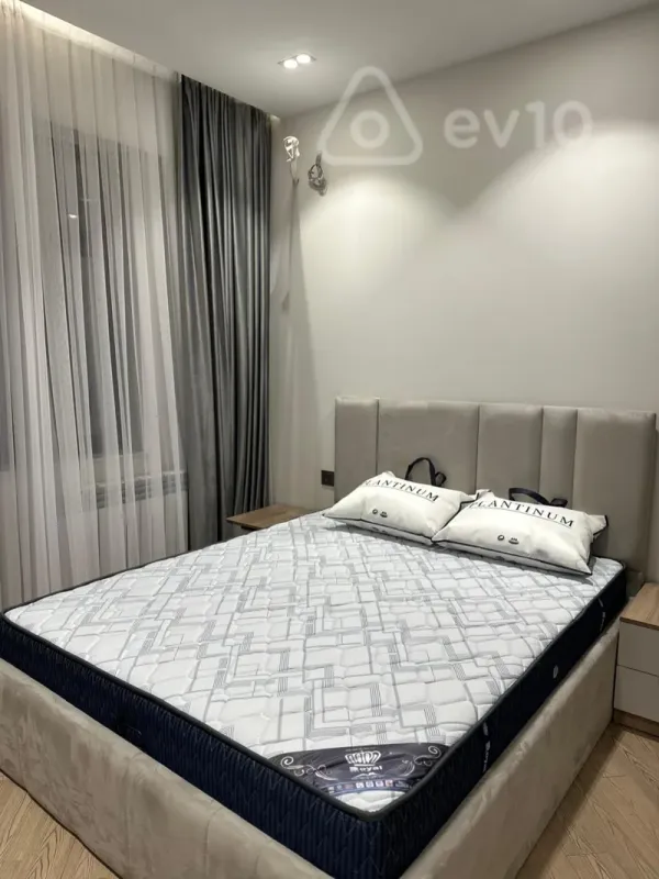 Kirayə verilir 2 otaqlı yeni tikili 75 m²