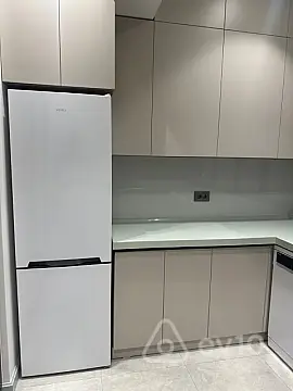 Kirayə verilir 2 otaqlı yeni tikili 75 m²