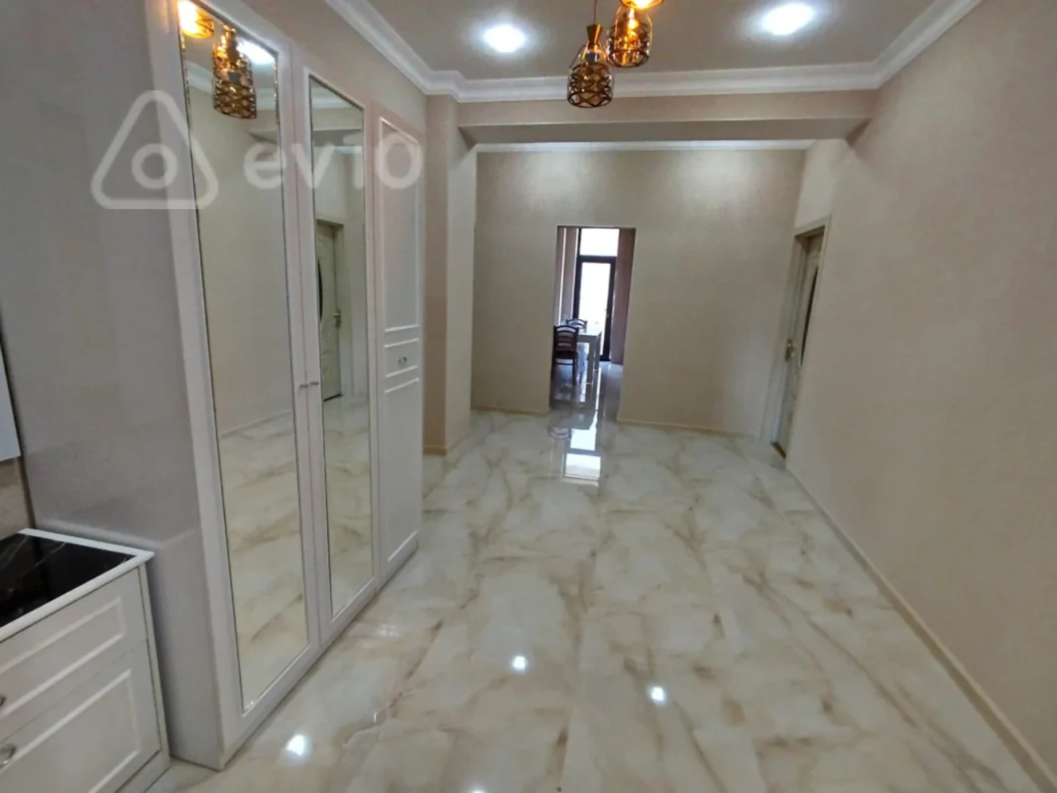 Kirayə verilir 3 otaqlı yeni tikili 125 m²