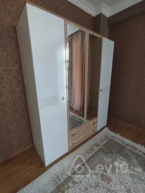 Kirayə verilir 3 otaqlı yeni tikili 125 m²