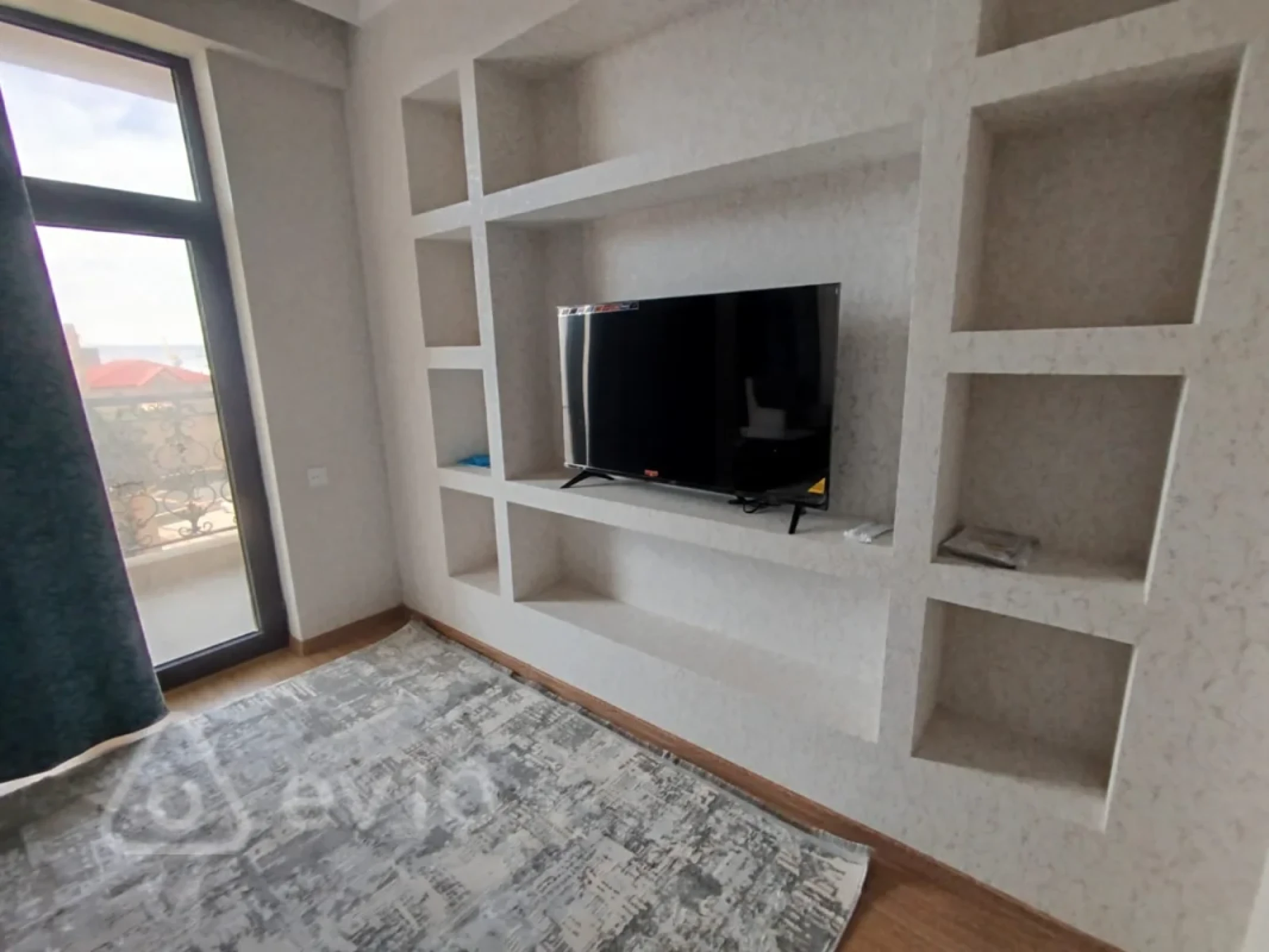Kirayə verilir 3 otaqlı yeni tikili 125 m²