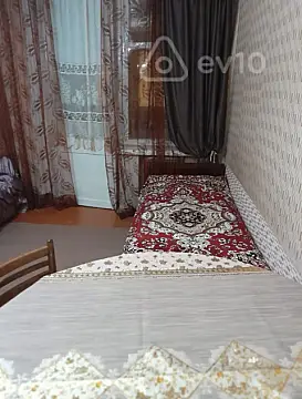 Kirayə verilir 1 otaqlı köhnə tikili 40 m²