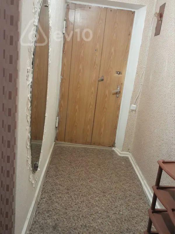 Kirayə verilir 1 otaqlı köhnə tikili 40 m²