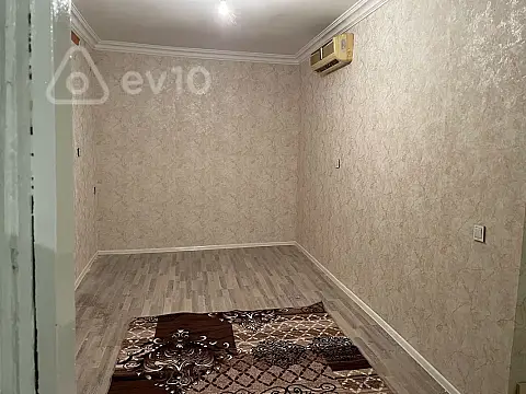 Kirayə verilir 2 otaqlı köhnə tikili 40 m²