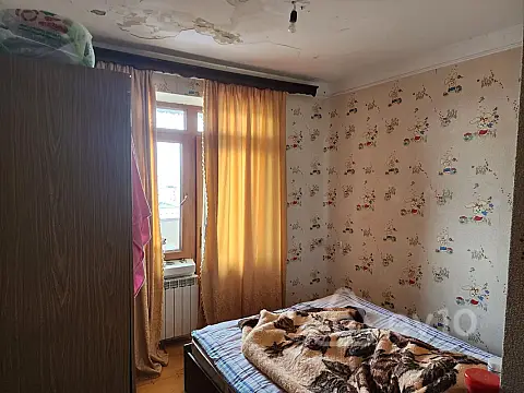 Satılır 3 otaqlı köhnə tikili 80 m²