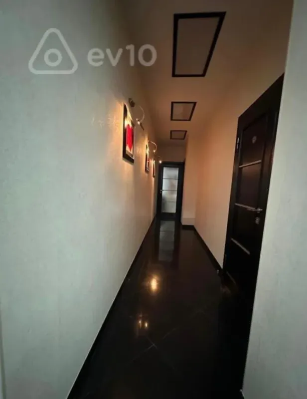 Kirayə verilir 2 otaqlı yeni tikili 70 m²