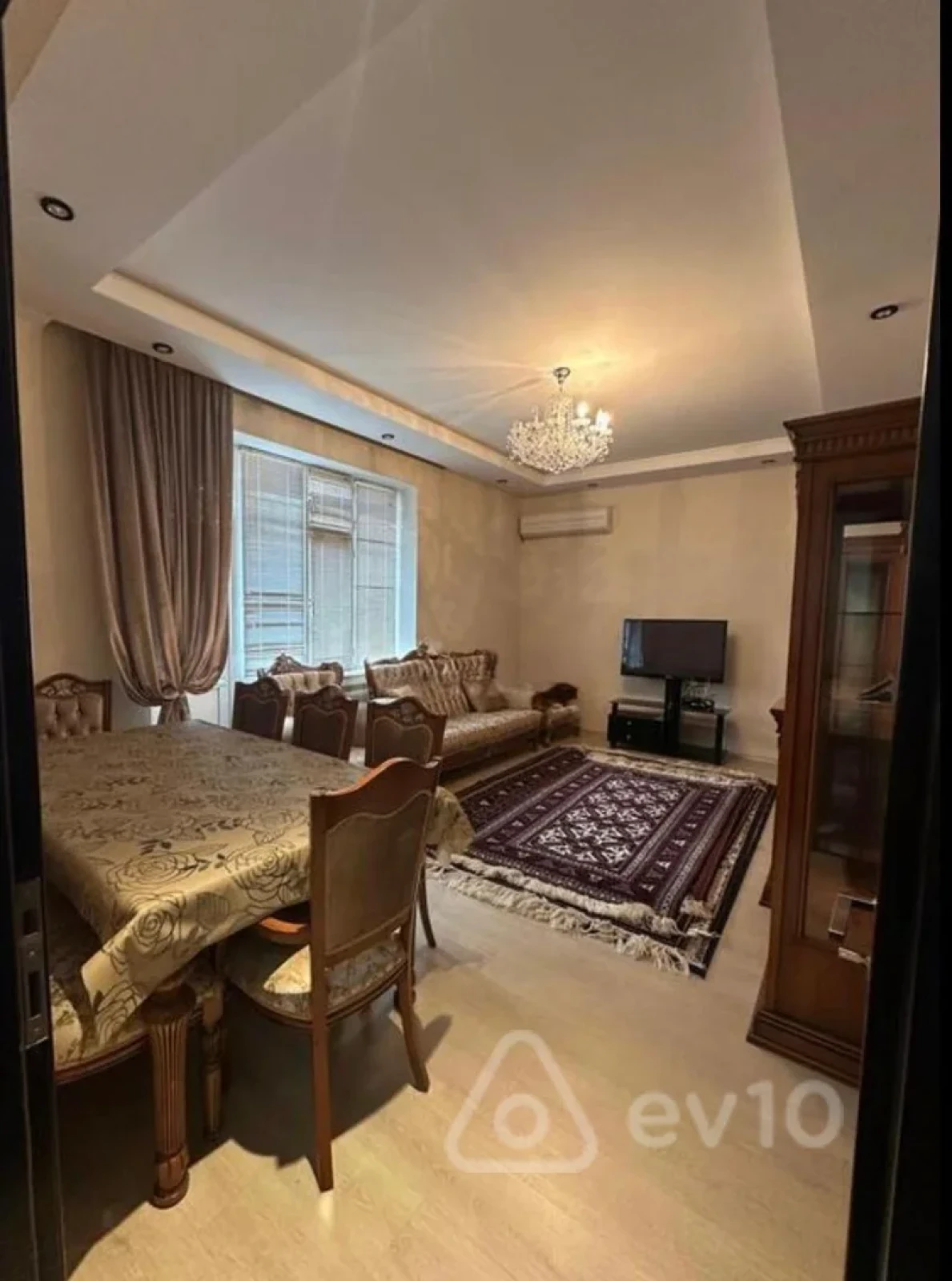 Kirayə verilir 2 otaqlı yeni tikili 70 m²