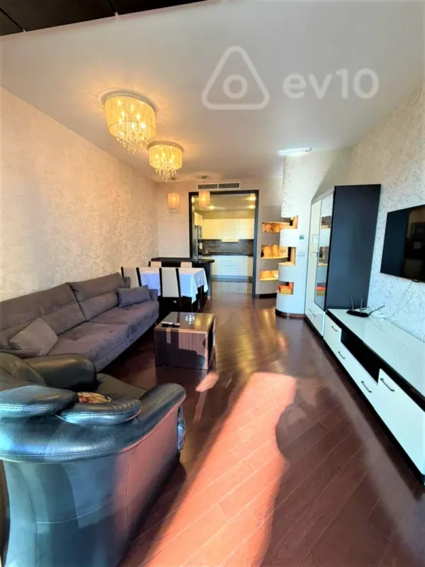 Kirayə verilir 2 otaqlı yeni tikili 100 m²