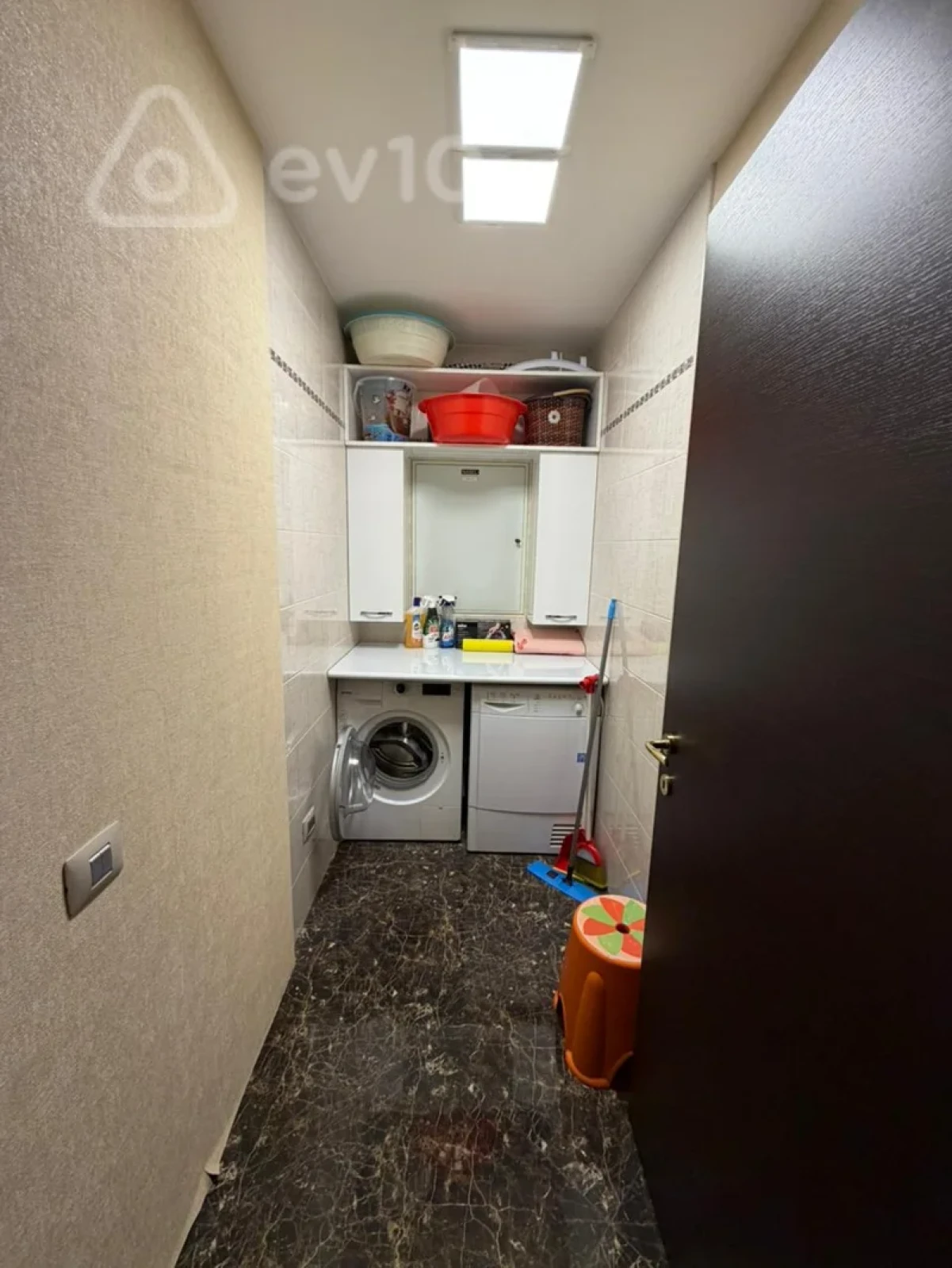 Kirayə verilir 2 otaqlı yeni tikili 100 m²