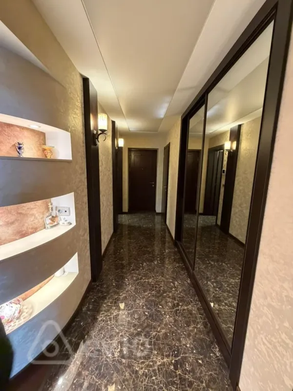 Kirayə verilir 2 otaqlı yeni tikili 100 m²