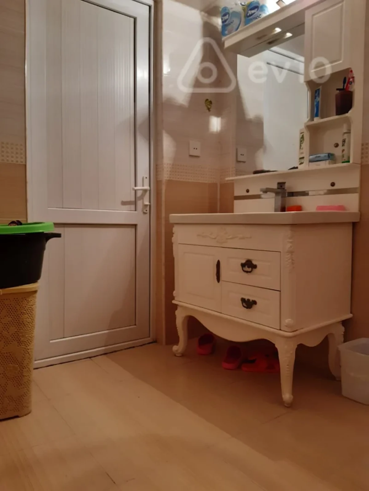 Satılır 3 otaqlı yeni tikili 110 m²