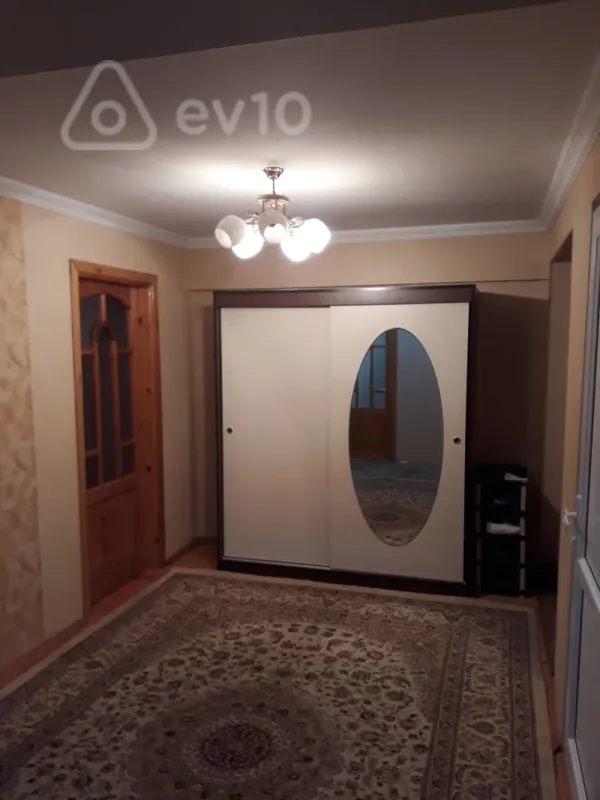 Satılır 3 otaqlı yeni tikili 110 m²