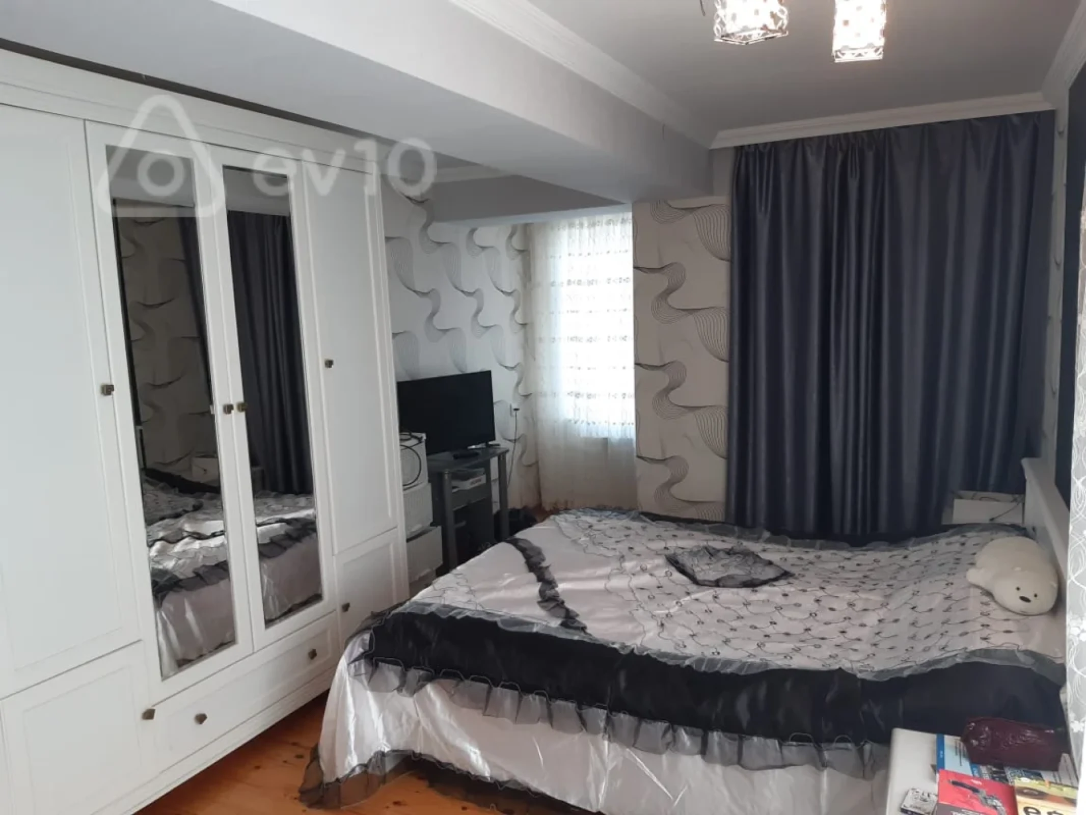 Satılır 3 otaqlı yeni tikili 110 m²