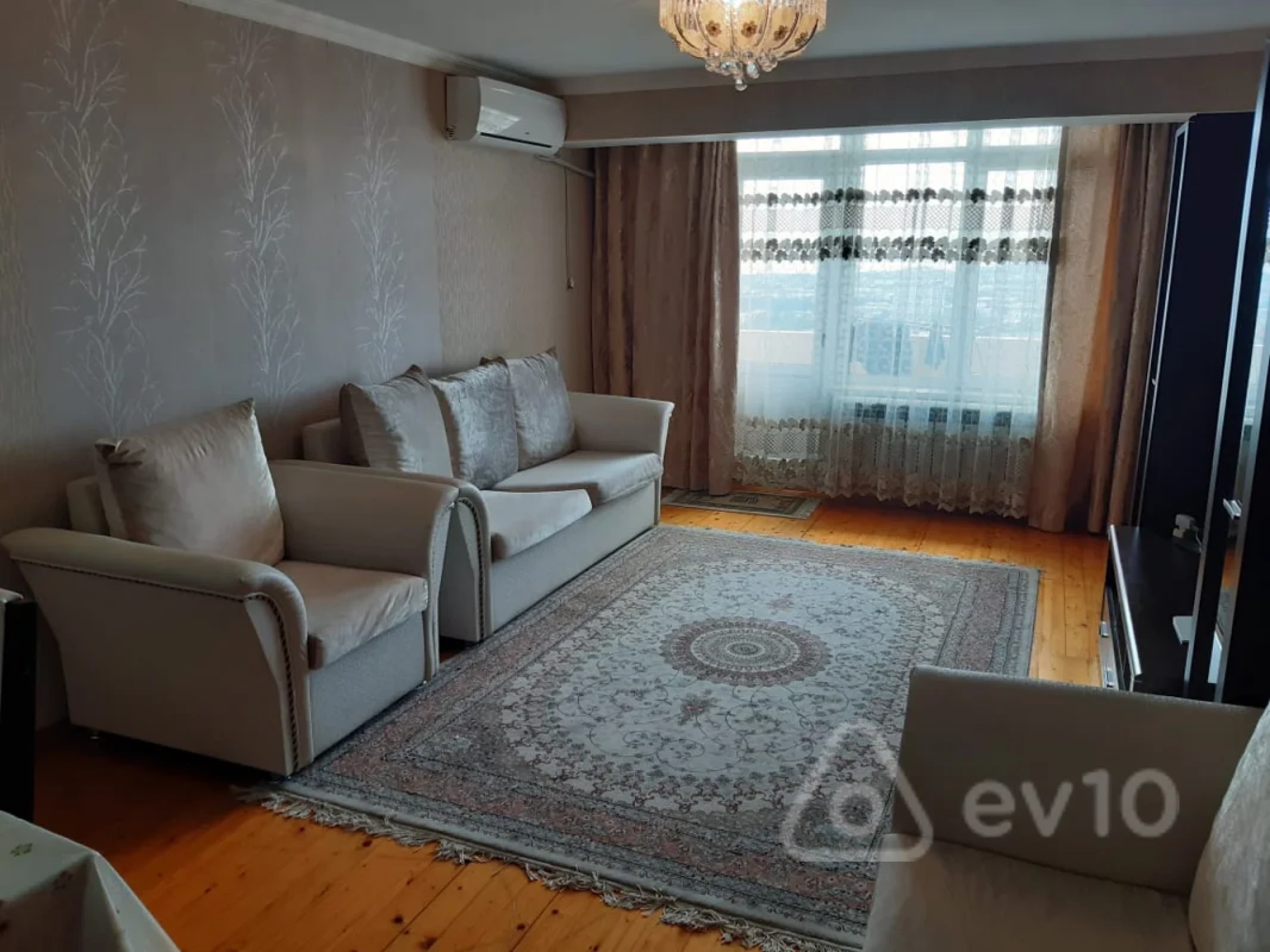 Satılır 3 otaqlı yeni tikili 110 m²