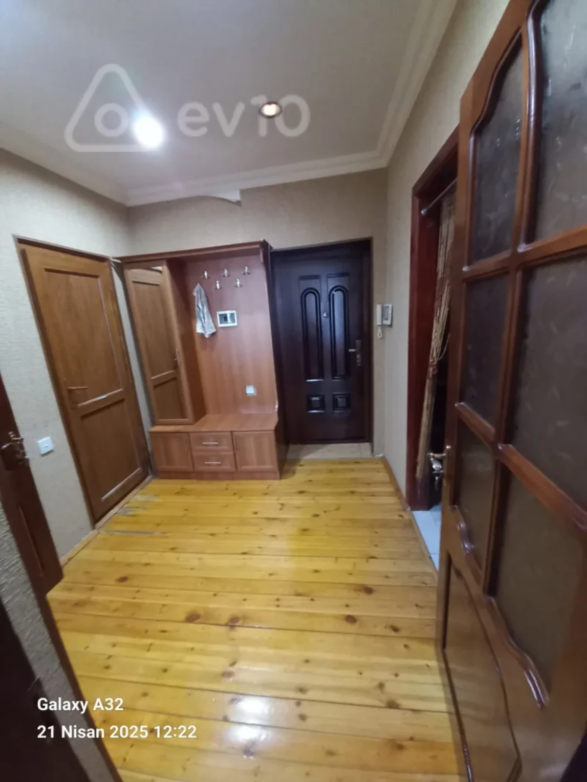 Kirayə verilir 2 otaqlı yeni tikili 60 m²