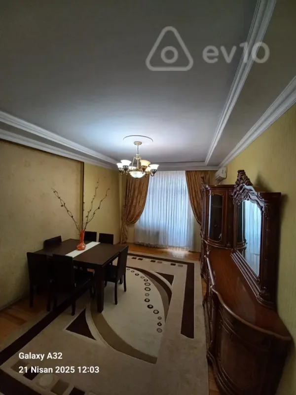 Kirayə verilir 2 otaqlı yeni tikili 60 m²