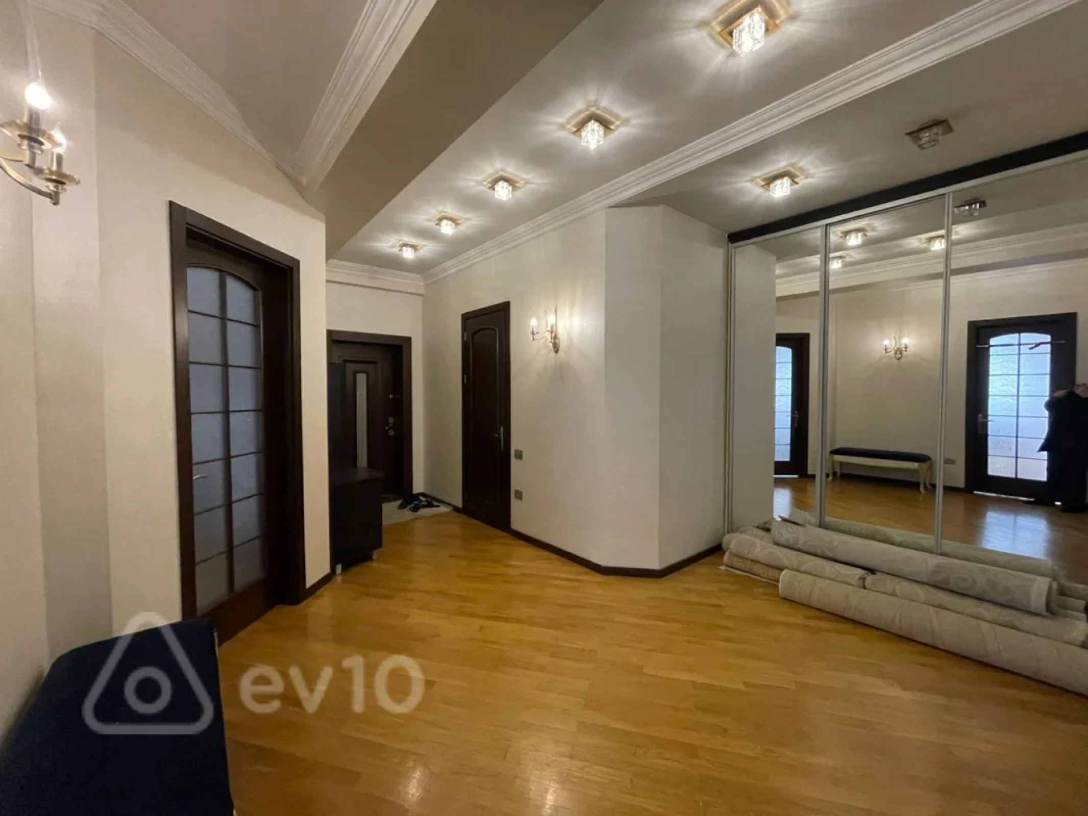 Satılır 3 otaqlı yeni tikili 126 m²