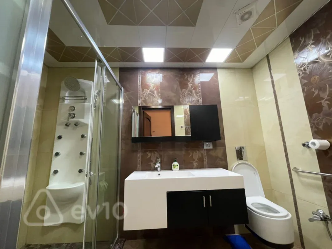 Satılır 3 otaqlı yeni tikili 126 m²